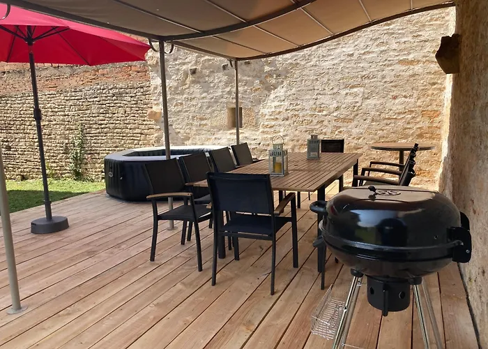 Le Presbytere - Touillon, Jacuzzi, 4 Chambres Pour 10