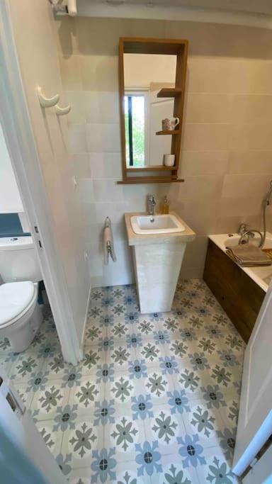 Le Presbytere - Touillon, Jacuzzi, 4 Pour 10 Ferienhaus *