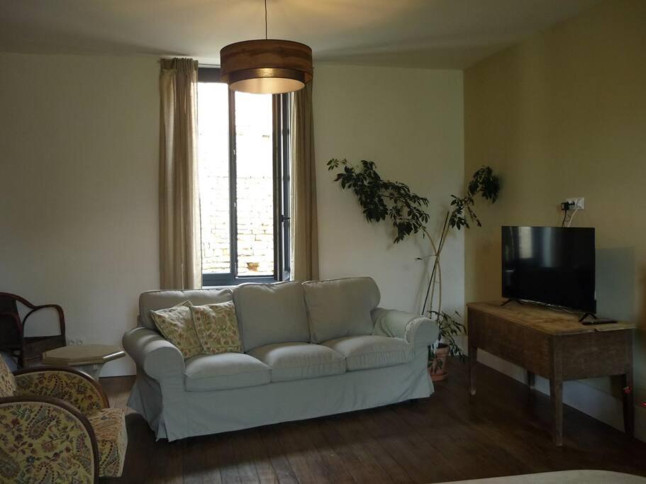 Le Presbytere - Touillon, Jacuzzi, 4 Pour 10 Ferienhaus Touillon