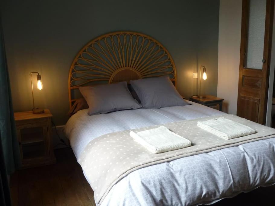 Ferienhaus Le Presbytere - Touillon, Jacuzzi, 4 Pour 10 *